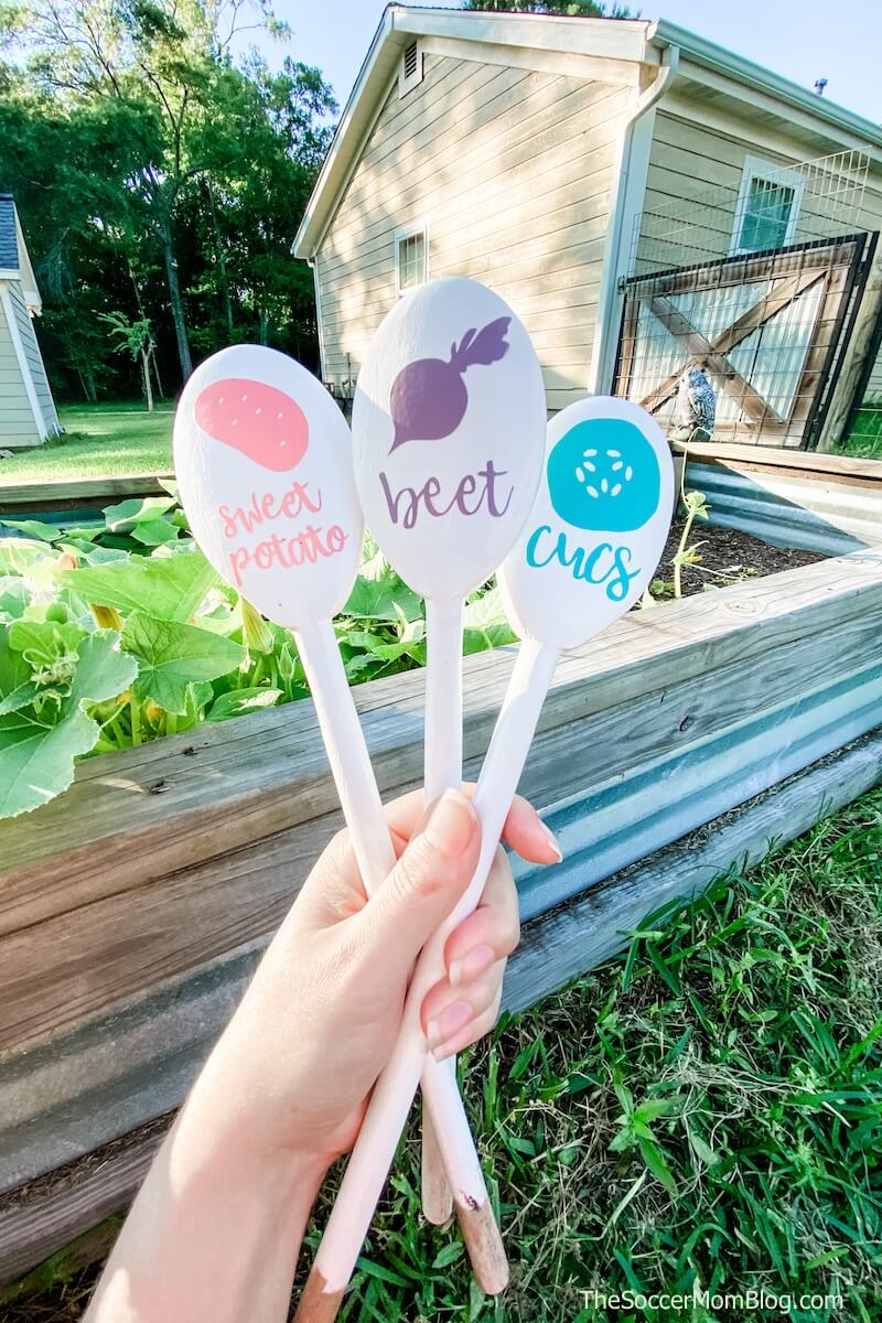 DIY Garden Spoons made with Cricut Joy